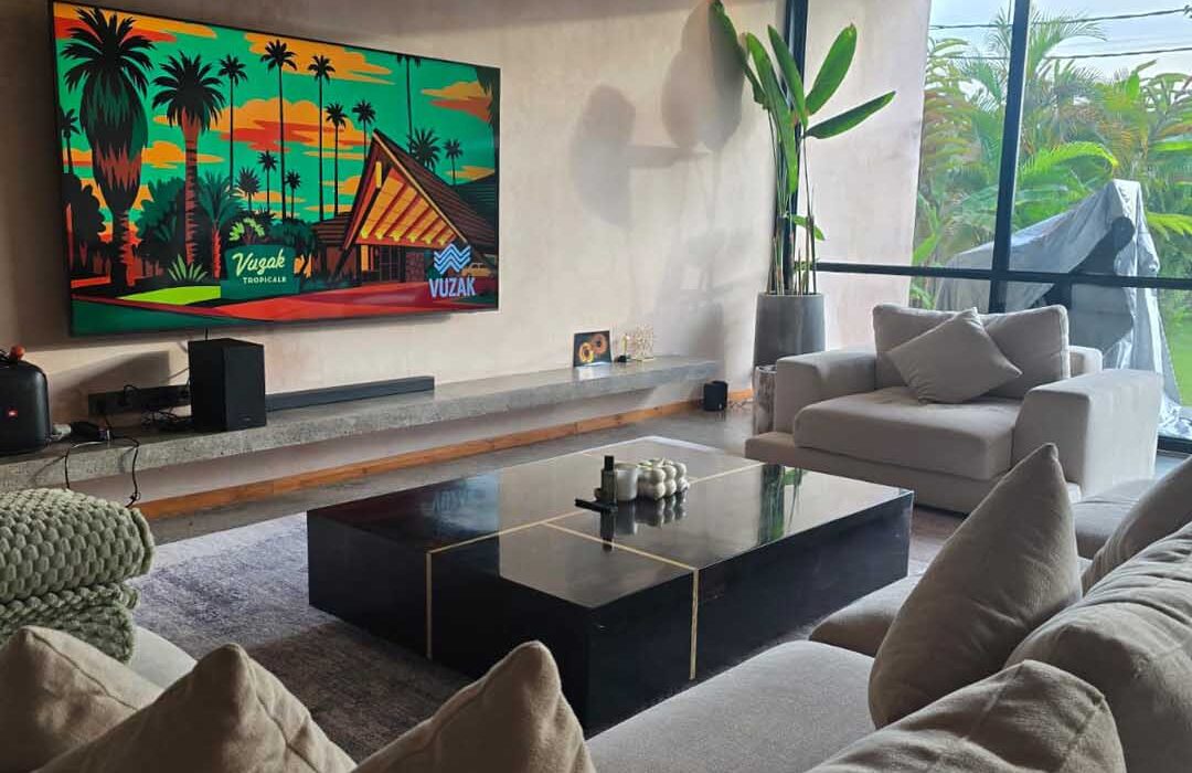 5 Ways to Decorate Your Villa in Bali with Petrified Wood Furniture